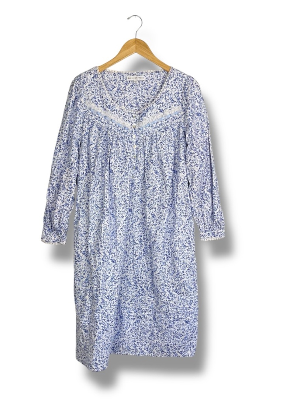 Eileen West Lace XS 100% Cotton Floral nightgown white Blue prarie cottage core